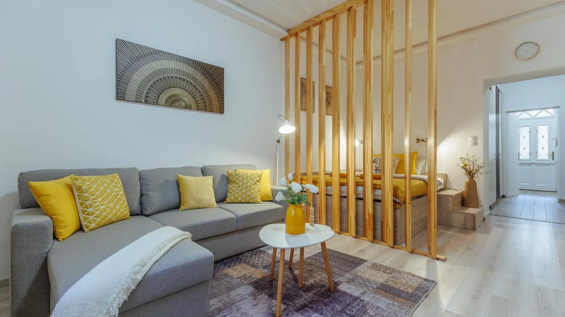 Rise & Shine Apartment contacts