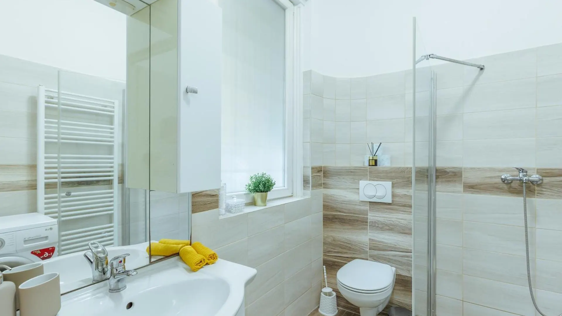 Rise & Shine Apartment Budapest