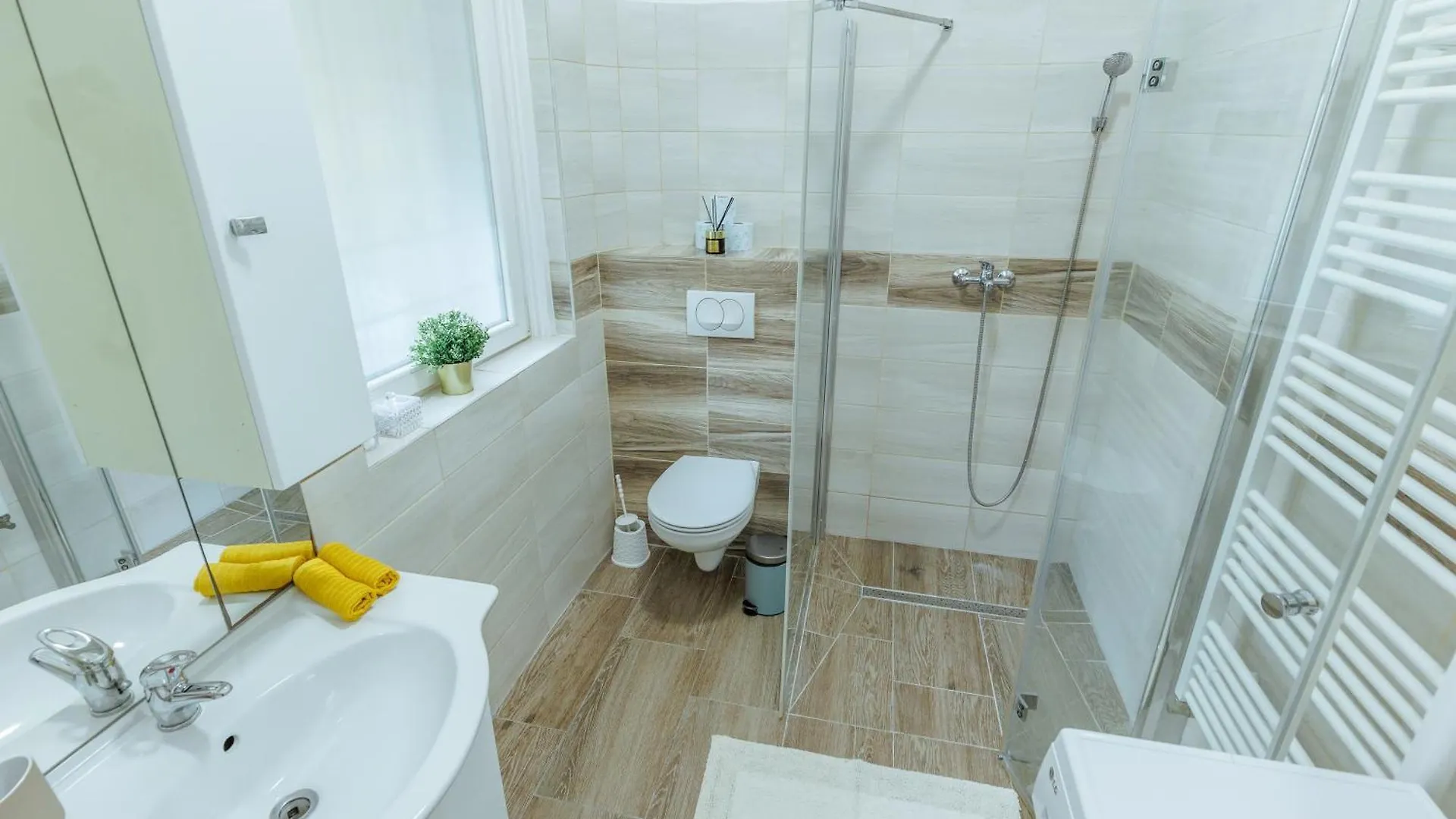 Rise & Shine Apartment Budapest